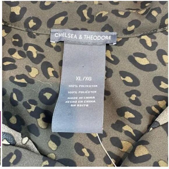 Chelsea & Theodore Blouse Leopard Print Button Up Shirt XL NWT - Picture 5 of 6